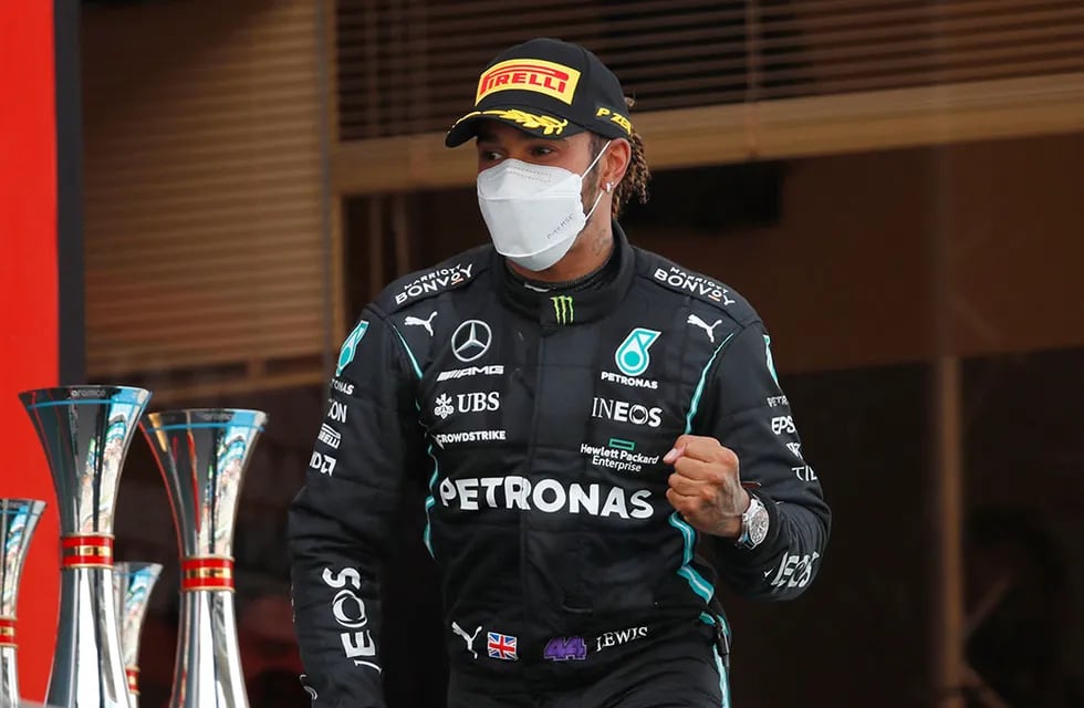 Hamilton quiere seguir con Mercedes en 2022.