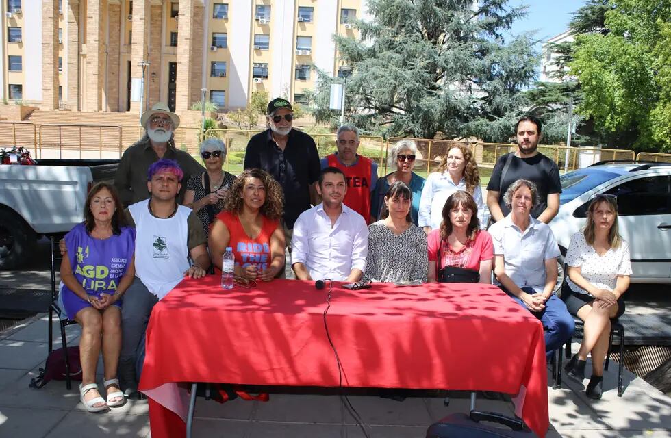 Dirigentes de Izquierda pidieron la liberación de Martín Rodríguez