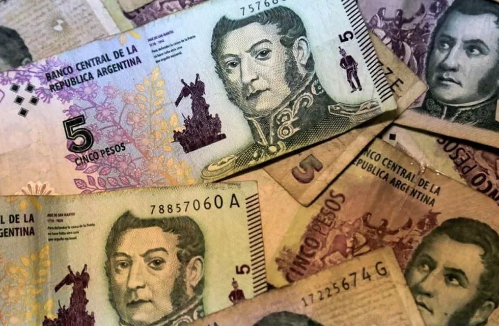 Los billetes de 5 pesos dejaron de circular a principios de 2020.