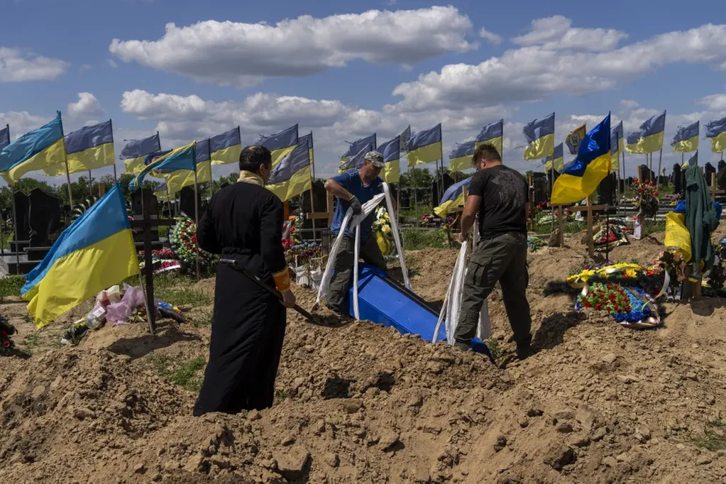 Ucrania informó que en Mariupol murieron 22 mil residentes durante los tres meses de las tropas rusas. / Foto: AP
