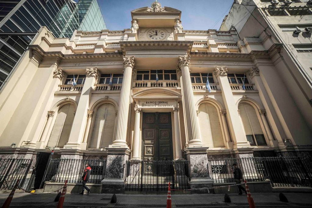 El Banco Central vendió más de U$S 2.000 para ahorro en 2022. / Foto: Federico López Claro 