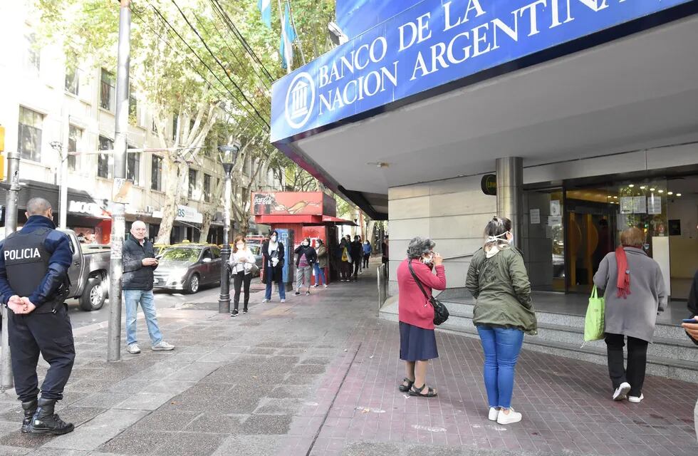El Banco Nación en Mendoza: así atenderán este miércoles por el rechazo al DNU de Milei