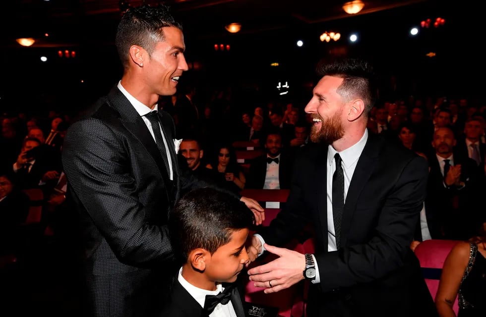 Cristiano Ronaldo y Leo Messi, ¿compañeros en PSG?
