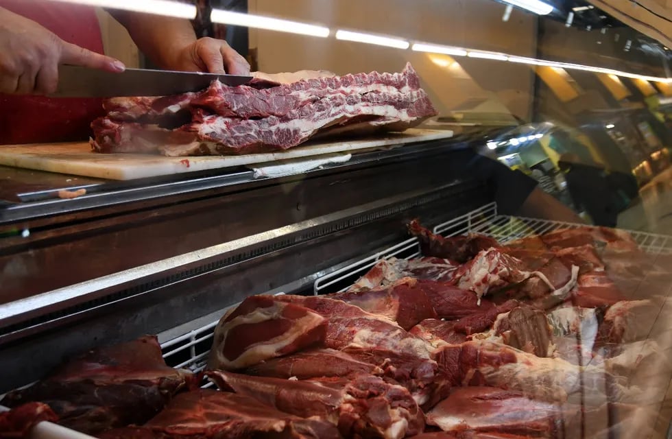 El Ministerio de Desarrollo Productivo de la Nación renovó el acuerdo con la cadena de producción y comercialización de la carne, con más cortes disponibles.