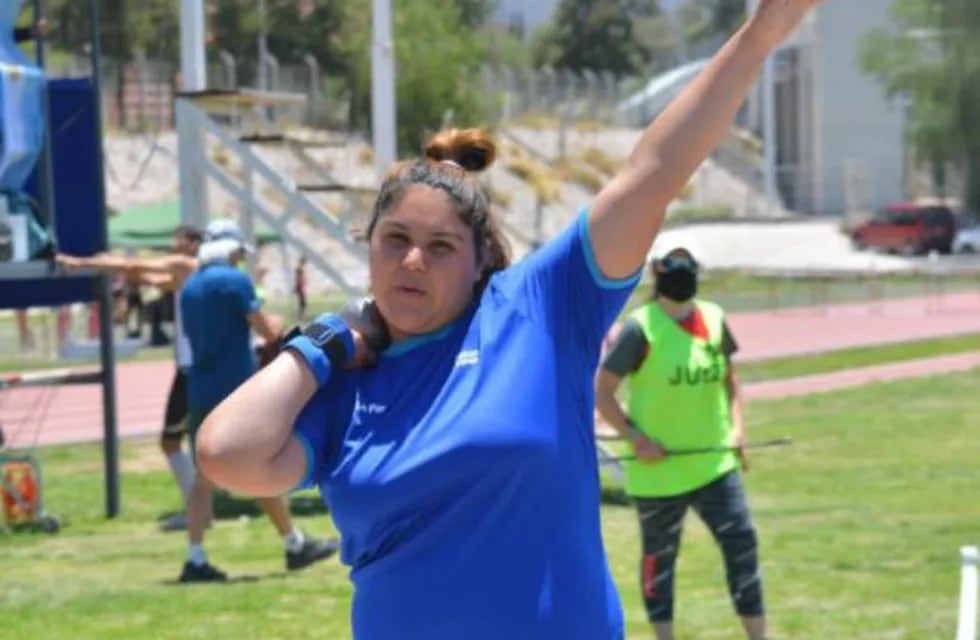 Selene Olivieri Carrizo, de 16 años, con récord nacional en su haber, en la prueba de disco, quedó primera en los evaluativos para los Juegos Odesur de la Juventud.