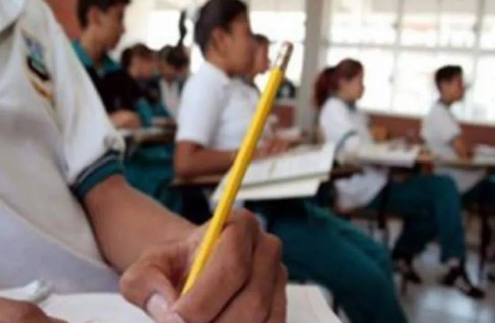 Los analistas coinciden en que el mendocino promedio encuentra en la escuela privada pertenencia de clase. / Foto Archivo / Los Andes