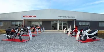 La empresa japonesa llegó en el año 1978 y desde entonces sus motos y autos se instalaron en la sociedad argentina. 