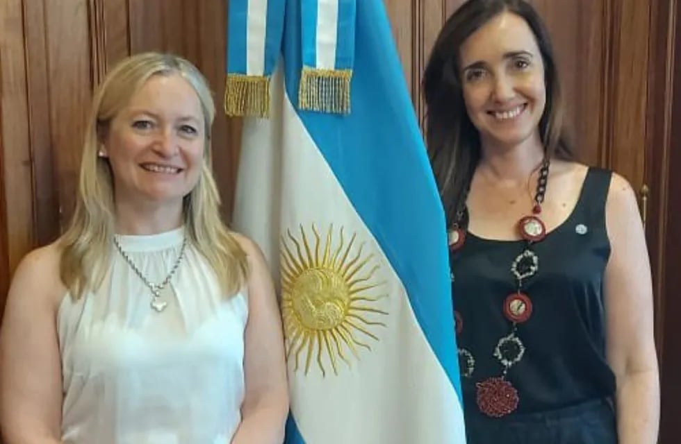 La vicegobernadora Hebe Casado fue recibida por la vicepresidenta Victoria Villaruel.
