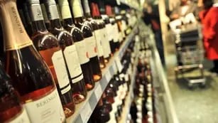 ¿Hasta cuándo se puede comprar alcohol en Mendoza antes de la veda?