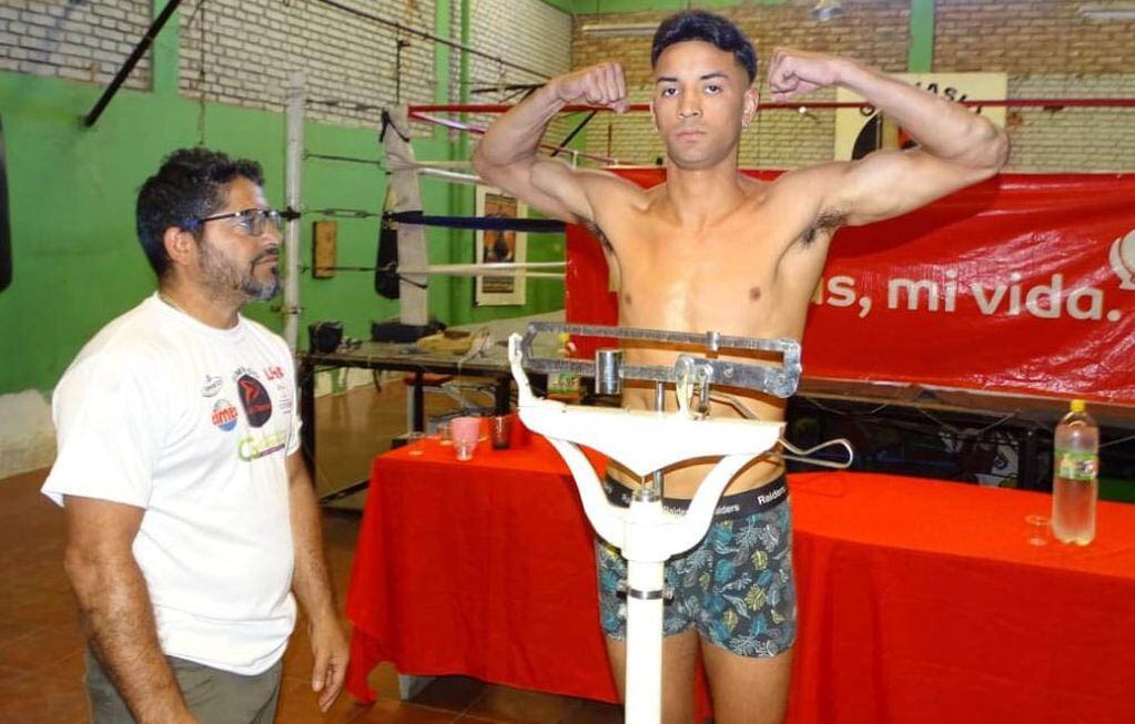 Lucas Aguilera, boxeador de Las Heras, pupilo de Pablo Chacón