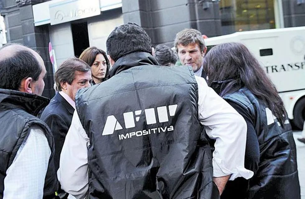 Imagen ilustrativa - Operativos de AFIP contra “arbolitos” (Clarin.com).