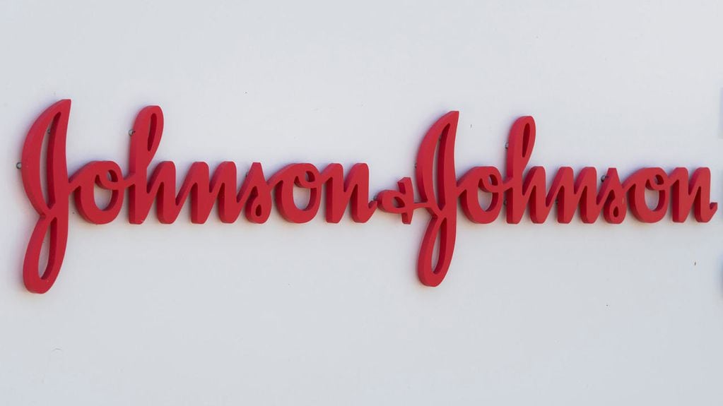 Johnson & Johnson espera anunciar sus resultados de la vacuna para salir al mercado estadounidense pronto.