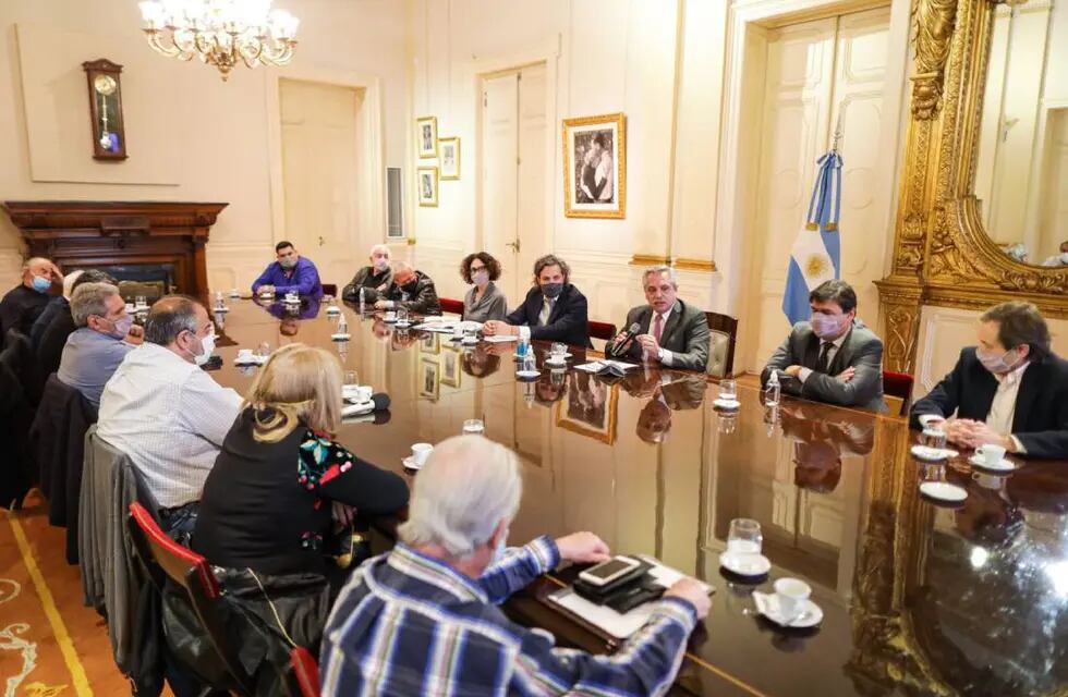 El presidente Alberto Fernández se reunió este lunes en la Casa Rosada con la cúpula de la Confederación General del Trabajo (CGT).