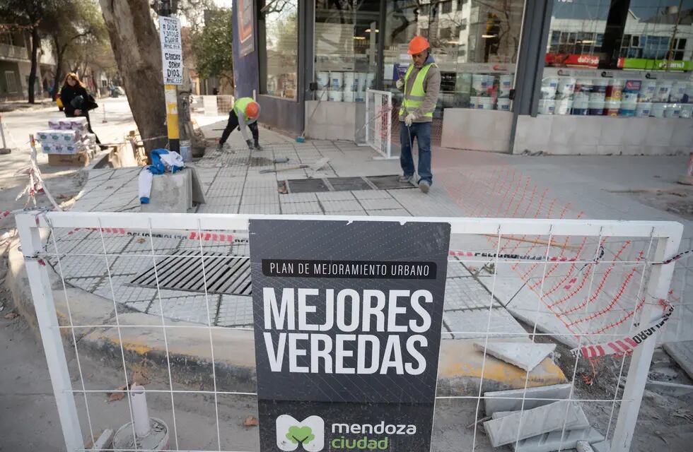 El plan Mejores Veredas sigue con éxito en la Ciudad. Foto: Prensa Ciudad de Mendoza