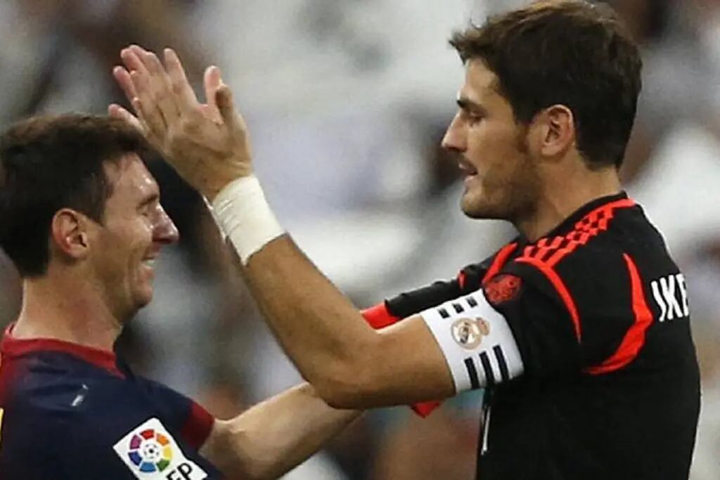 Messi y Casillas.