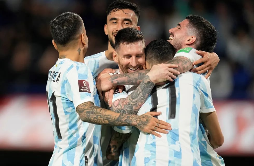 La Selección Argentina de Lionel Messi enfrentará a Arabia Saudita, México y Polonia. / AP
