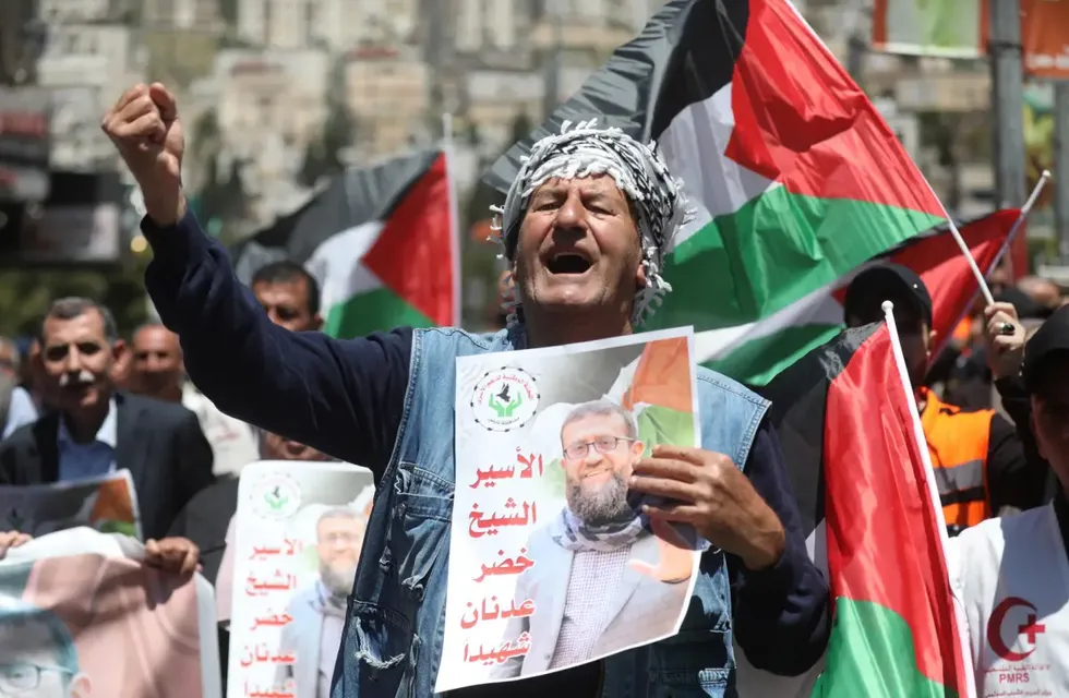 Jader Adnan era considerado un referente de la resistencia por sus varias detenciones y sus años en cárceles israelíes. Murió luego de 86 días de huelga de hambre.