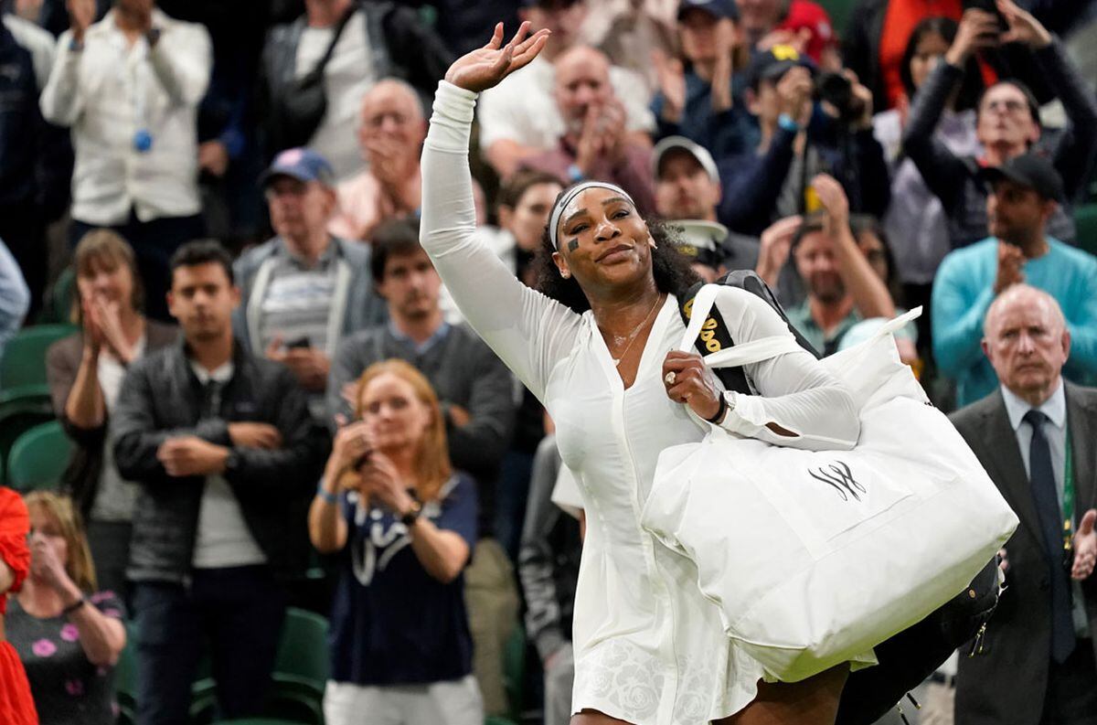 Serena Williams anuncia su retiro del tenis.