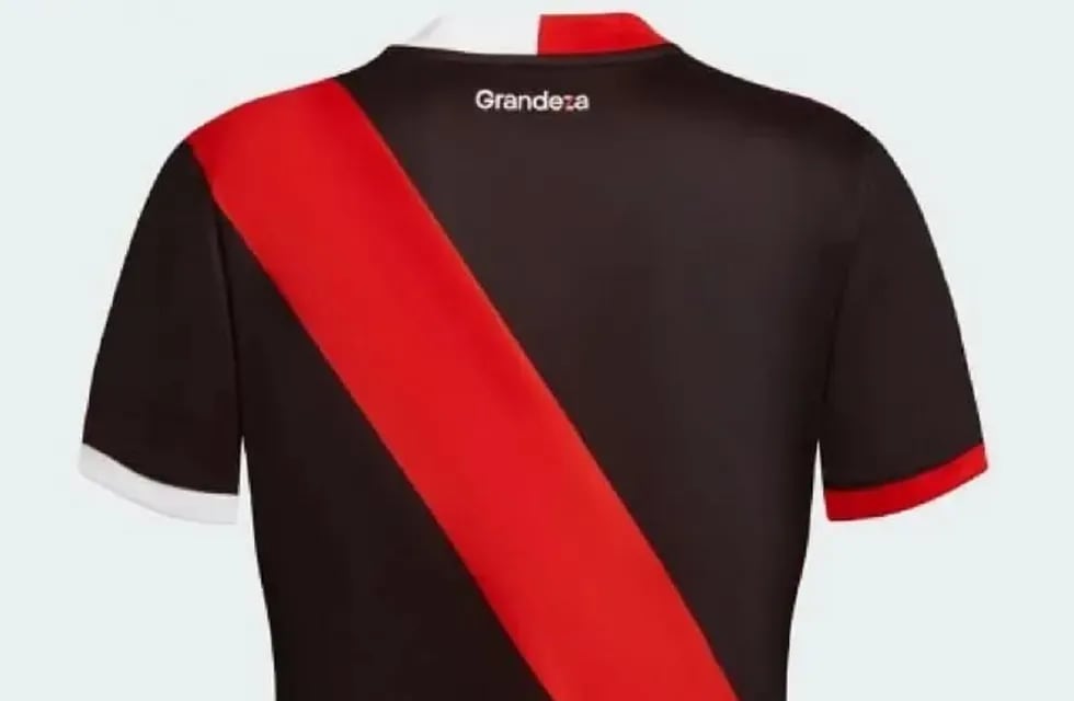 La nueva camiseta alternativa de River Plate. / Gentileza.