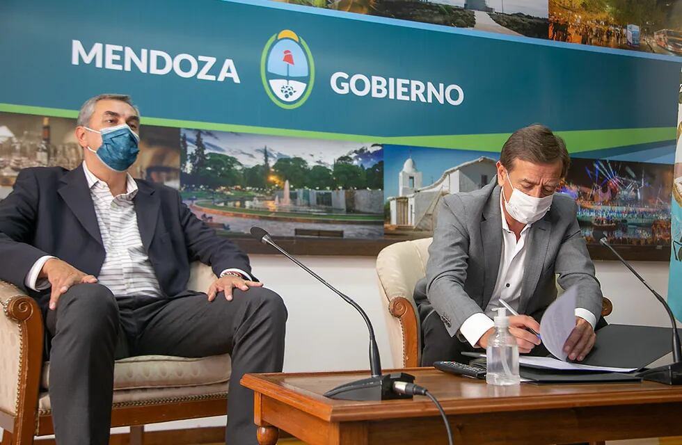 Suárez y Vaquié dialogan con el ministro Kulfas vía virtual. / Foto: Gobierno de Mendoza