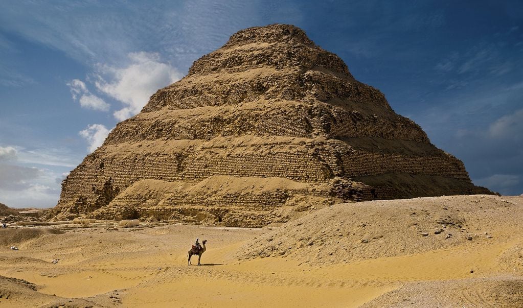 Pirámide de Zoser (o Djoser), en Saqqara (Egipto) - 