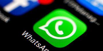 Cómo activar el “modo invisible” de WhatsApp para no aparecer “en línea”