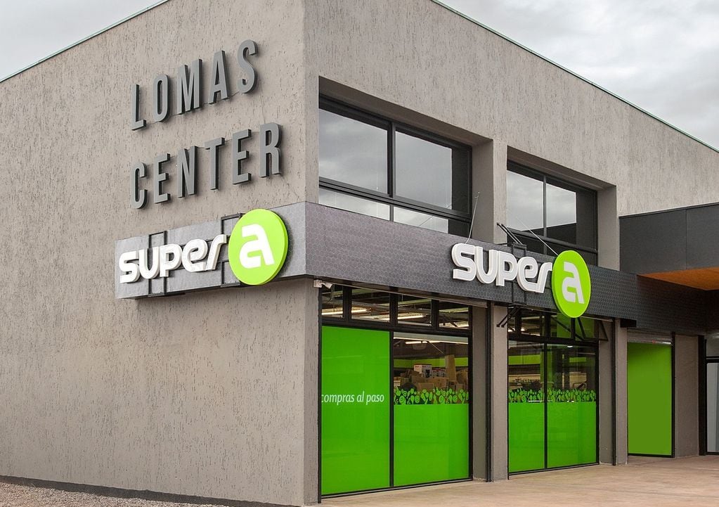 La cadena local de pequeños supermercados, en junio de 2023 abrió las puertas de su sucursal en Russel, Maipú.