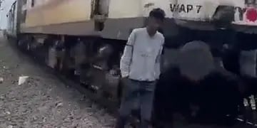 Quiso hacer un video junto a las vías pero lo terminó arrollando el tren