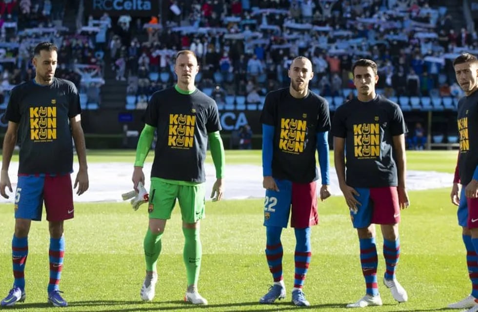 Barcelona y una camiseta en apoyo al Kun Agüero. / Gentileza.