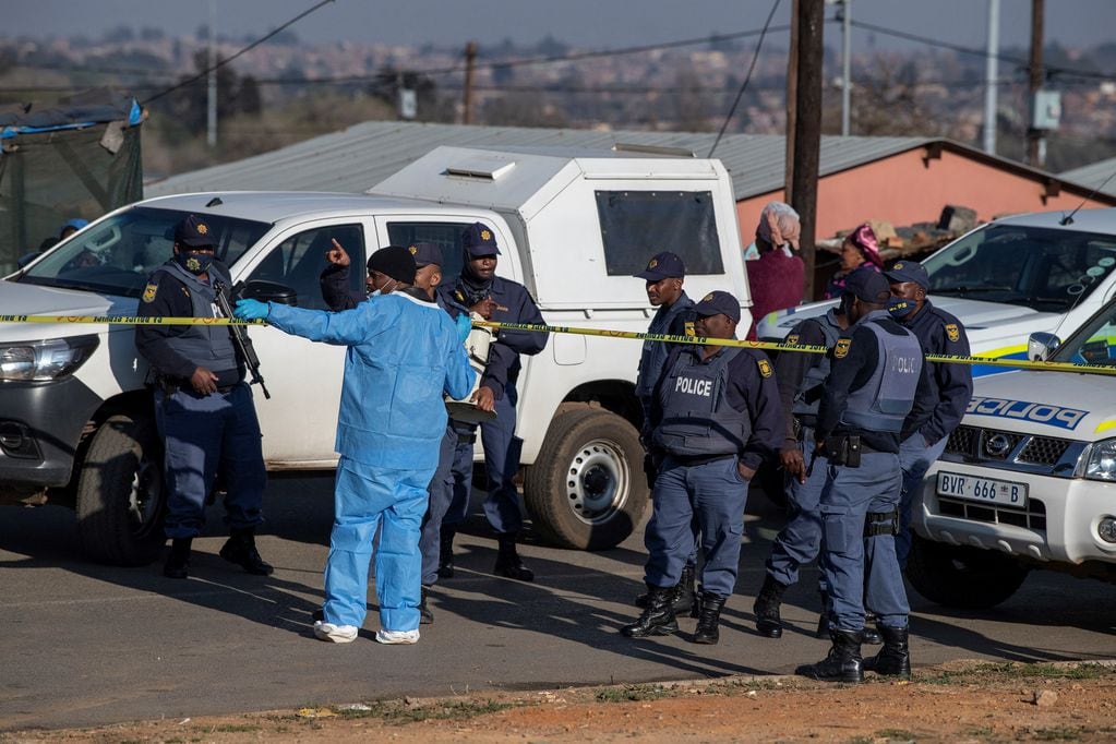 Al menos 19 personas fueron asesinadas en dos tiroteos en Sudáfrica. AFP.