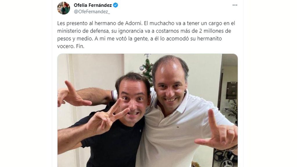 El cruce entre Ofelia Fernández y el vocero Adorni por el nombramiento de su hermano en el Gobierno.