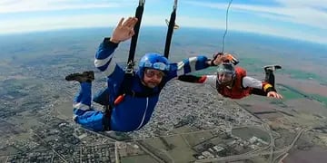 Tragedia en el aire: un directivo de Aysa murió tras un fallido salto en paracaídas