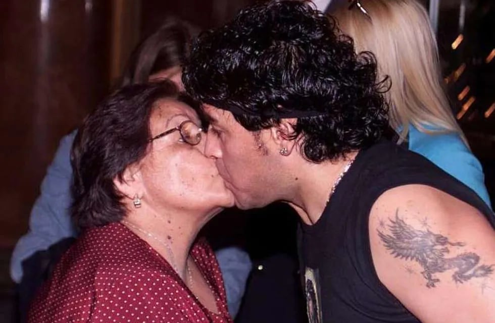 Diego Maradona y Doña Tota