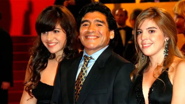 Maradona e hijas