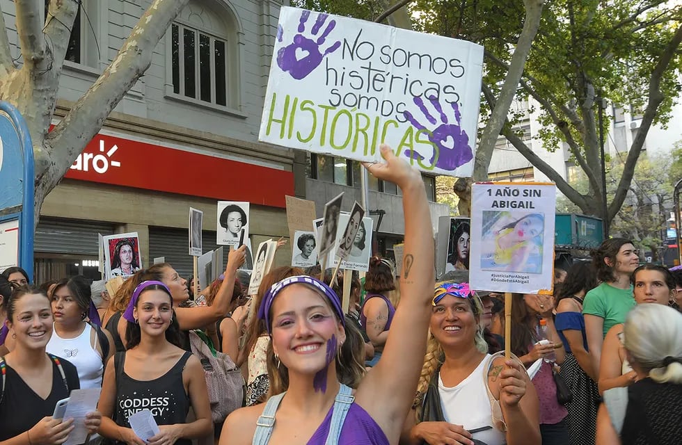 Mendoza 08 de marzo de 2024 Marcha por el día de la mujer 8M. Foto: Marcelo Rolland / Los Andes