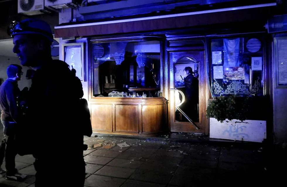 Disturbios en el Obelisco: vio por TV como saqueaban su bar