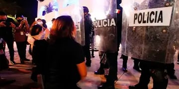 Policía de Cancún reprimió manifestantes
