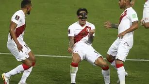 Perú 3- Bolivia 0