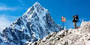 Monte Everest, Estados Unidos