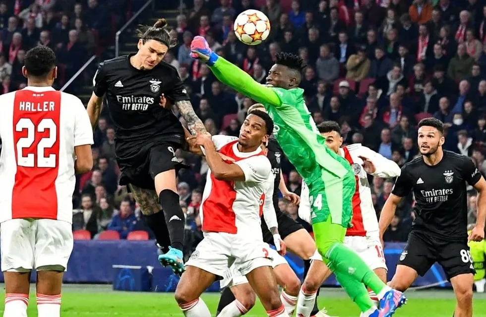El Benfica aguantó y tuvo premio 
El conjunto portugués fue dominado durante todo el partido por un Ajax que lo buscó desde el principio. Sufrió, aguantó y se lo llevó 1-0 para meterse en cuartos de final. / Gentileza.