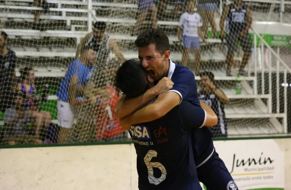 Futsal: la Lepra no para de “saltar”