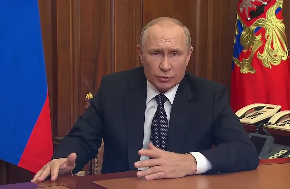 Vladímir Putin no asistirá a cumbre de los países BRICS en Sudáfrica por la orden de arresto internacional.