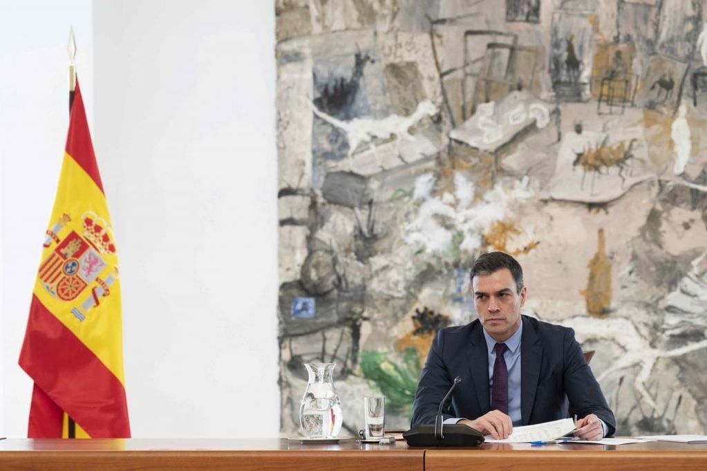 El jefe de gobierno de España, Pedro Sánchez anunció que a partir de 7 de junio podrán ingresar al país viajeros de todo el mundo que tengan el cronograma de vacunación completo. Foto: DPA