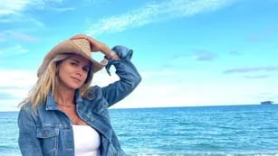 Flavia Palmiero disfruta del sol y la playa en Miami.