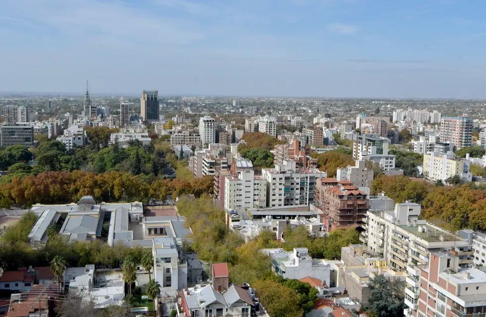 La Ciudad de Mendoza cuenta con 7.799 habitantes más que en el periodo 2010 y concentra 60.477 viviendas particculares. Foto: Orlando Pelichotti / Los Andes
