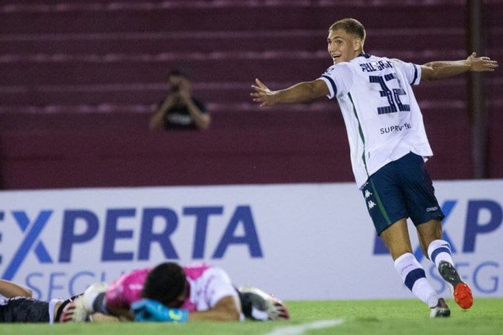 Vélez goleó a Cipolletti por 5-0 y será rival de Independiente Rivadavia en el próxima ronda de la Copa Argentina. / Gentileza.