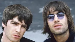 Oasis anunció la reedición del 30° aniversario de “Definitely Maybe”, su primer álbum, con material inédito