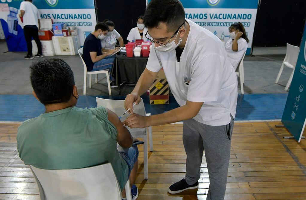 La revista especializada The Lancet destacó la efectividad de las vacunas en Argentina.