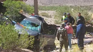 Accidente fatal en Alta Montaña: una mujer murió tras volcar con su vehículo en la Ruta 7