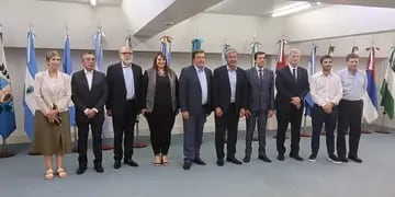 Cornejo participó en una reunión inédita con gobernadores de provincias productoras de hidrocarburos